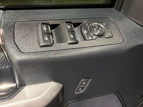 Used 2020 Ford F150 XLT w/ Equipment Group 302A Luxury AWD/4WD image 13