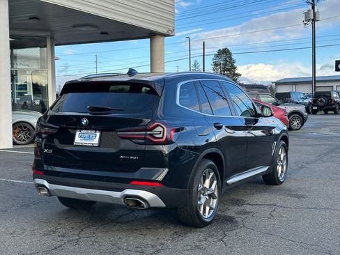 Used 2024 BMW X3 xDrive30i image 3