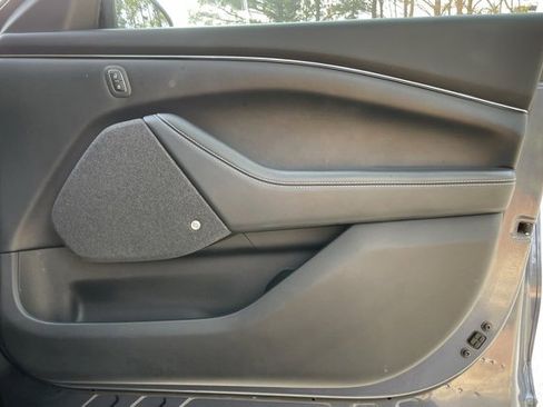 Used 2021 Ford Mustang Mach-E Premium image 18