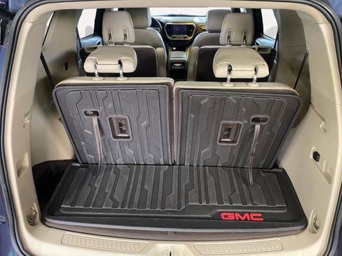 Used 2019 GMC Acadia Denali w/ Technology Package image 12