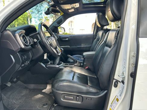 Used 2021 Toyota Tacoma TRD Pro AWD/4WD image 16