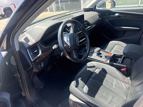 Used 2018 Audi Q5 2.0T Premium Plus w/ Premium Plus Package AWD/4WD image 11