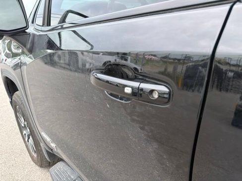 Used 2020 GMC Sierra 1500 AT4 w/ AT4 Premium Package AWD/4WD image 41