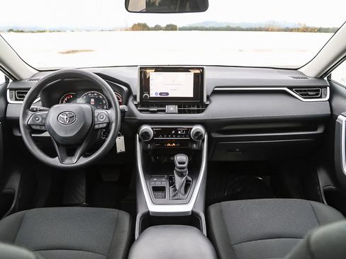 Certified 2025 Toyota RAV4 LE image 13