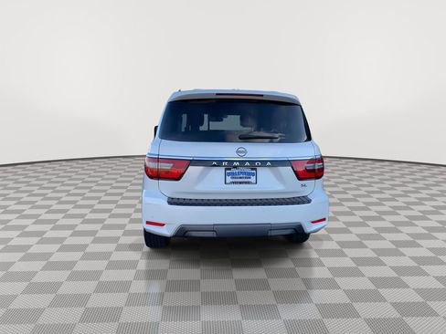 Used 2023 Nissan Armada SL w/ Captain's Chairs Package image 6