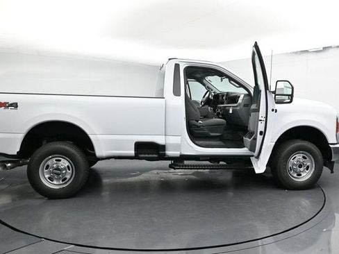 New 2026 Ford F250 XL w/ FX4 Off-Road Package image 34