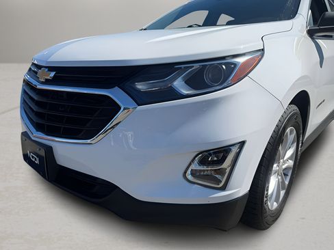 Used 2021 Chevrolet Equinox LS w/ LPO, Floor Liner Package FWD image 22