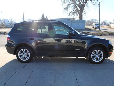 Used 2010 BMW X3 xDrive30i image 3