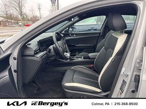 Used 2025 Kia K5 GT-Line image 10
