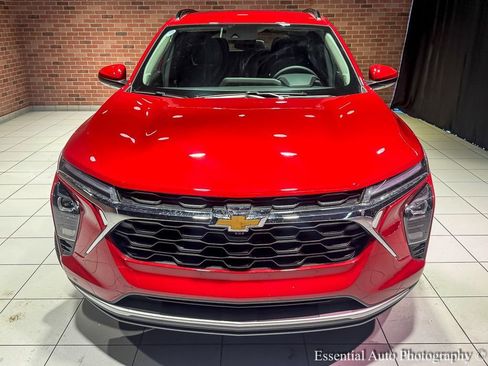 New 2026 Chevrolet Trax LT FWD image 7