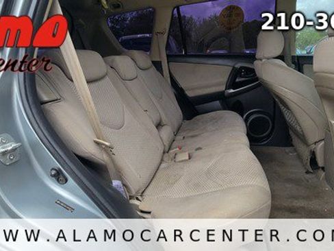 Used 2006 Toyota RAV4 Limited image 21