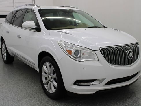 Used 2016 Buick Enclave Premium w/ Experience Buick Package FWD image 4