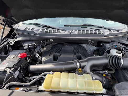 Used 2019 Ford F150 XLT w/ Equipment Group 302A Luxury image 21