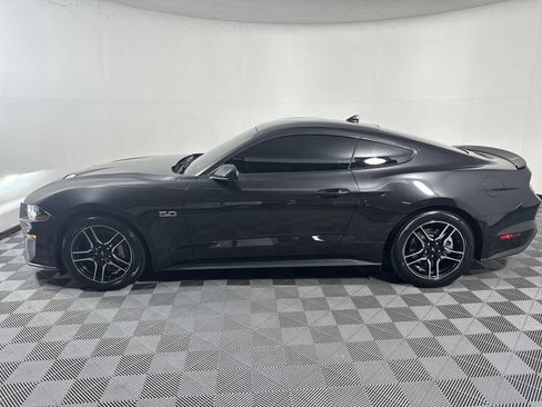 Used 2022 Ford Mustang GT Premium image 4