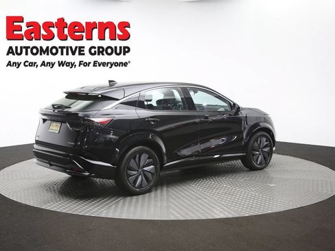 Used 2023 Nissan Ariya FWD image 42