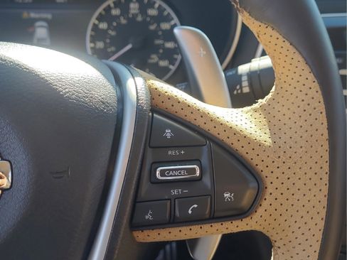 Used 2016 Nissan Maxima SR w/ Interior Lighting Package image 25