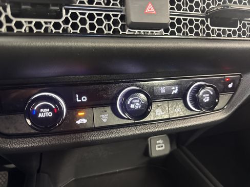 Certified 2024 Honda HR-V Sport image 34