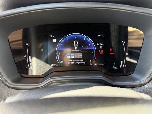 Used 2026 Toyota Corolla Cross LE image 19