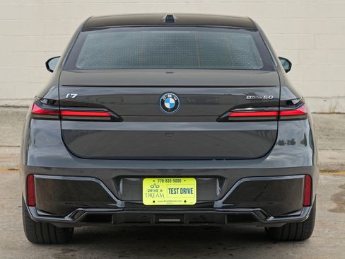 Used 2024 BMW i7 eDrive50 w/ M Sport Package RWD image 67