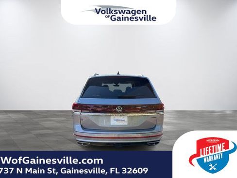 Certified 2025 Volkswagen Atlas SEL Premium R-Line AWD/4WD image 5