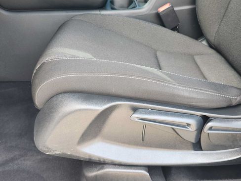 Used 2024 Honda CR-V LX image 23