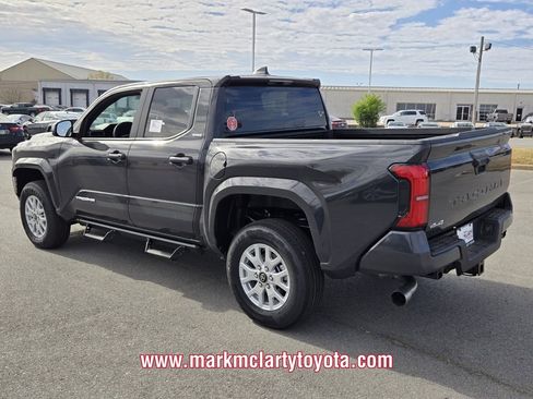 New 2026 Toyota Tacoma SR5 image 3