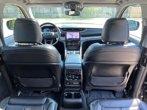Used 2021 Jeep Grand Cherokee L Limited w/ MOPAR Finishing Package AWD/4WD image 34