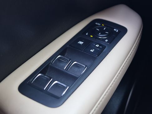 Used 2021 Lexus RX 350L FWD w/ Premium Package image 14