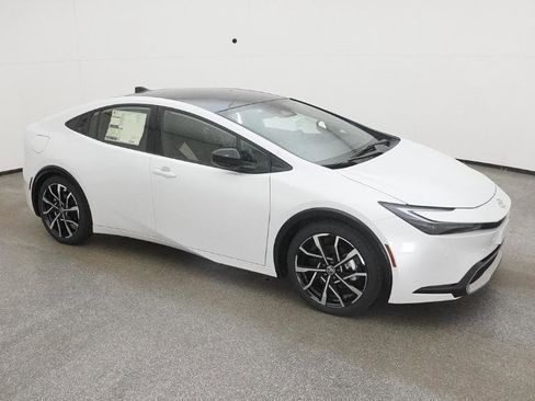 New 2026 Toyota Prius Plug-In Hybrid image 27