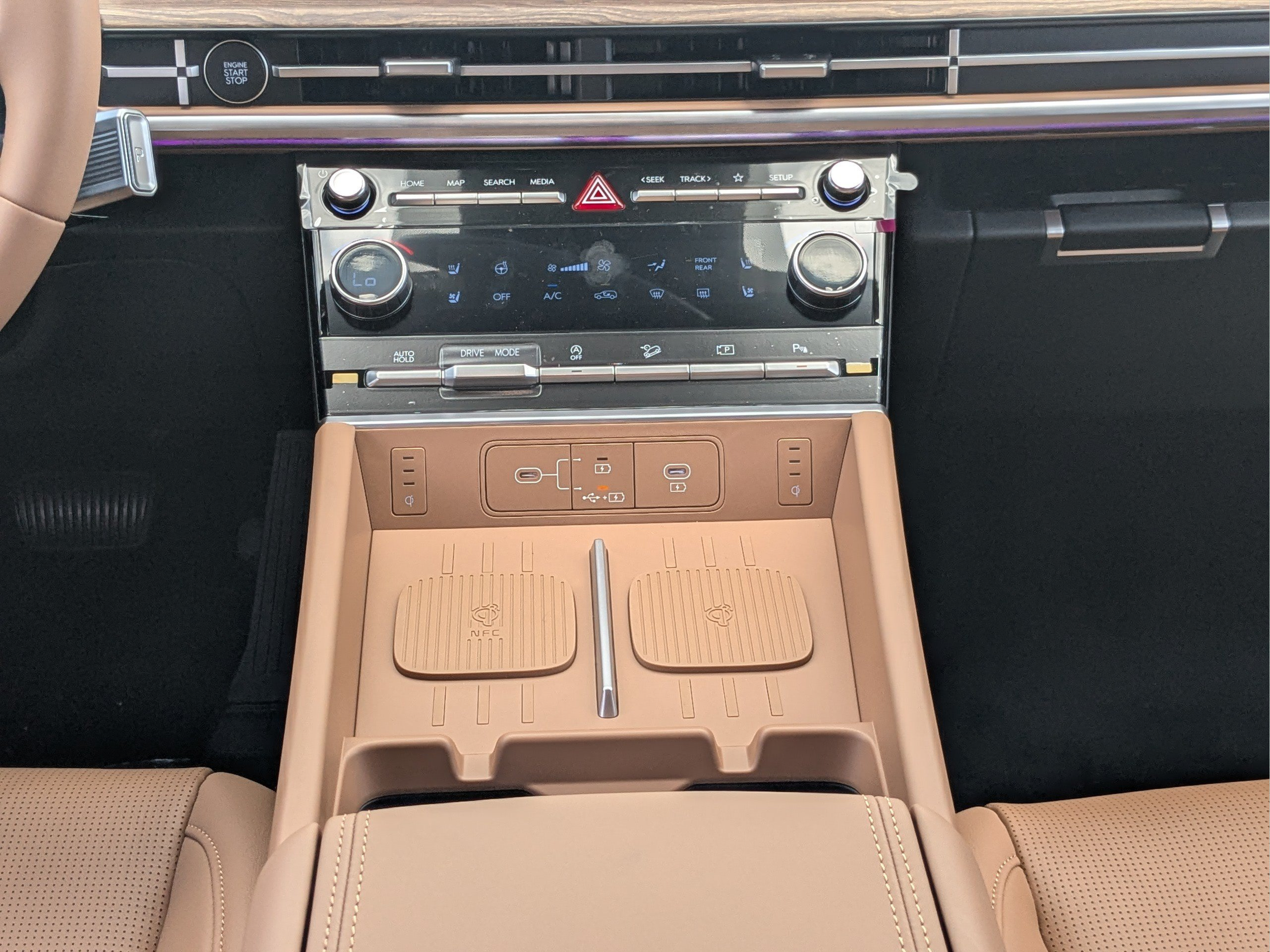 New 2027 Hyundai Santa Fe Limited FWD image 21
