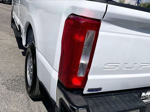 Used 2024 Ford F350 XL w/ XL Chrome Package image 27