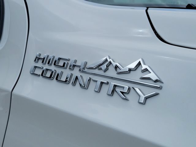 Certified 2025 Chevrolet Tahoe High Country AWD/4WD image 8