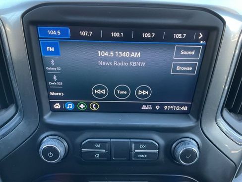 Used 2021 Chevrolet Silverado 1500 LT w/ Z71 Off-Road Package AWD/4WD image 15