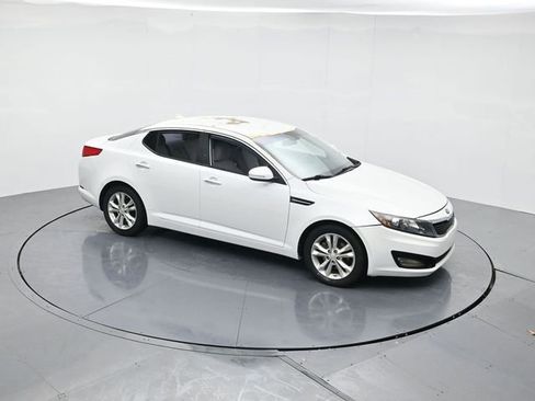 Used 2013 Kia Optima LX image 39