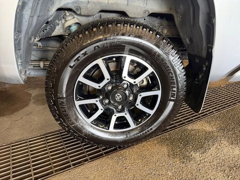 Used 2020 Toyota Tundra Limited w/ Limited Premium Package image 26