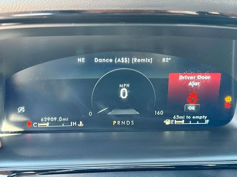 Used 2022 Lincoln Nautilus Reserve w/ Equipment Group 201A image 7