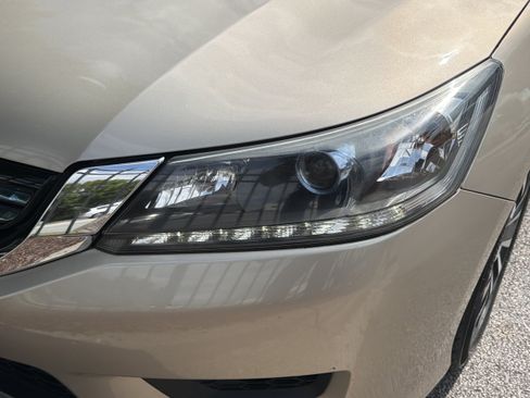 Used 2015 Honda Accord EX-L image 30