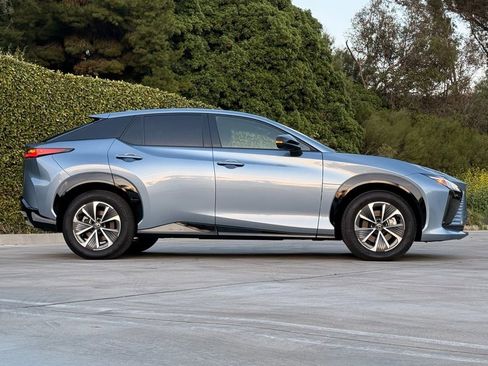 Certified 2023 Lexus RZ 450e Premium w/ Accessory Package (2T) image 8