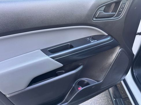 Used 2016 Chevrolet Colorado 2WD Extended Cab image 13