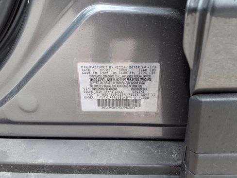 Certified 2025 Nissan Kicks Play S FWD image 28