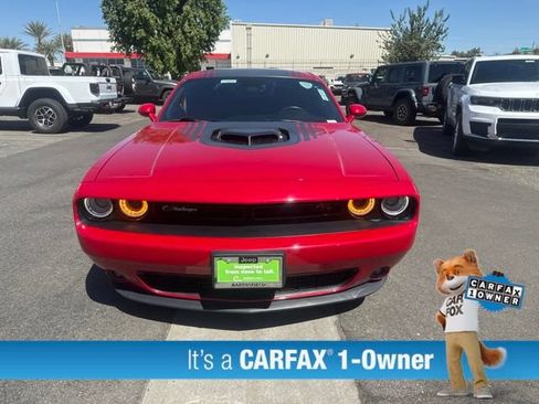 Certified 2016 Dodge Challenger R/T RWD image 9