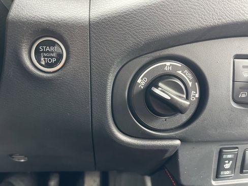 Used 2024 Nissan Frontier PRO-4X w/ Pro Premium Package image 13