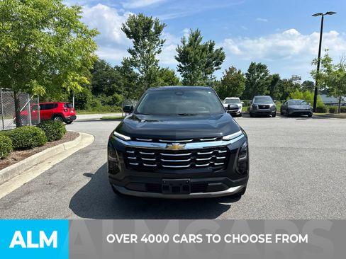 Used 2025 Chevrolet Equinox LT FWD image 3