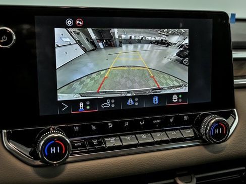 New 2026 GMC Canyon Denali image 15