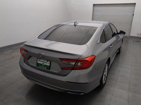 Used 2018 Honda Accord LX image 7