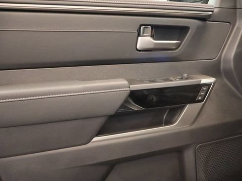 New 2026 Toyota Tundra Limited AWD/4WD image 9