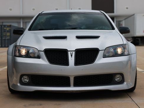 Used 2009 Pontiac G8 GT w/ Premium Package RWD image 21