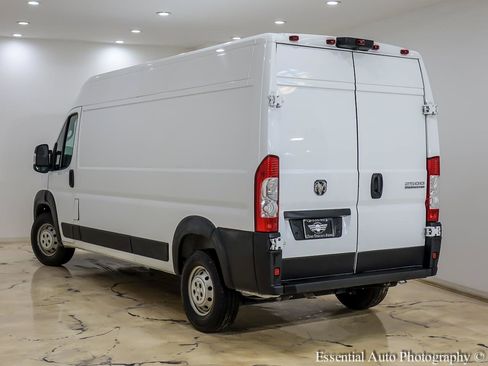 Used 2023 RAM ProMaster 2500 FWD image 6