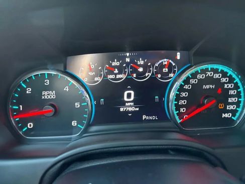 Used 2019 Chevrolet Tahoe Premier w/ Premier Plus Edition AWD/4WD image 16