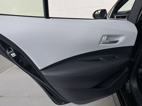 Used 2020 Toyota Corolla SE image 18